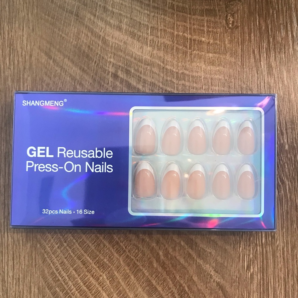 New in box Shangmeng Nude Gel Reusable Press-On Nails - 32pcs